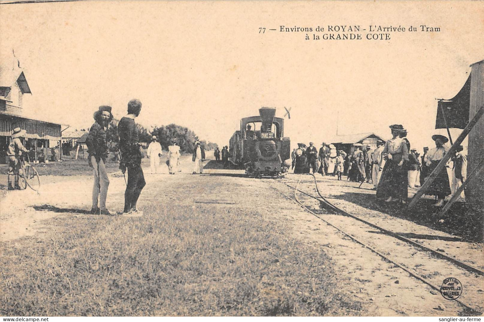 CPA 17 ENV.DE ROYAN / L'ARRIVEE DU TRAM A LA GRANDE COTE / TRAIN - Andere & Zonder Classificatie