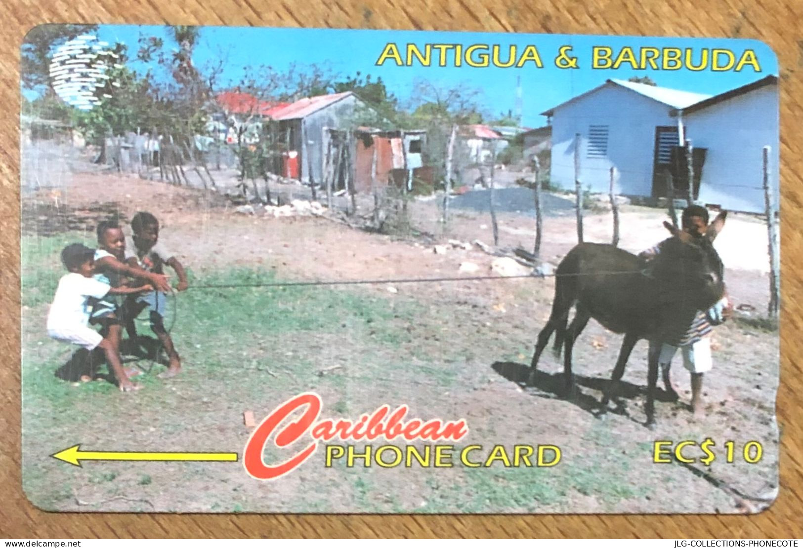 ANTIGUA & BARBUDA ÂNE EC$ 10 CARIBBEAN CABLE & WIRELESS SCHEDA PREPAID TELECARTE TELEFONKARTE PHONECARD - Antigua En Barbuda