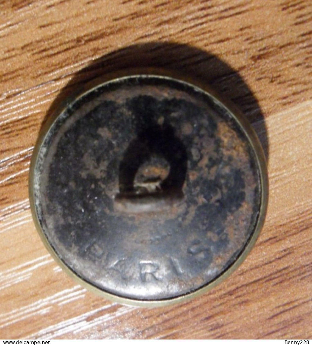 BOUTON ANCIEN - PERDRIX - POUR VESTE DE CHASSE - VENERIE CHASSE A COURRE. - Buttons