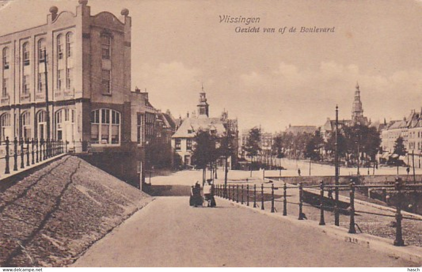 4843165Vlissingen, Gezicht Van Af De Boulevard. (linksonder Een Vouw) - Vlissingen