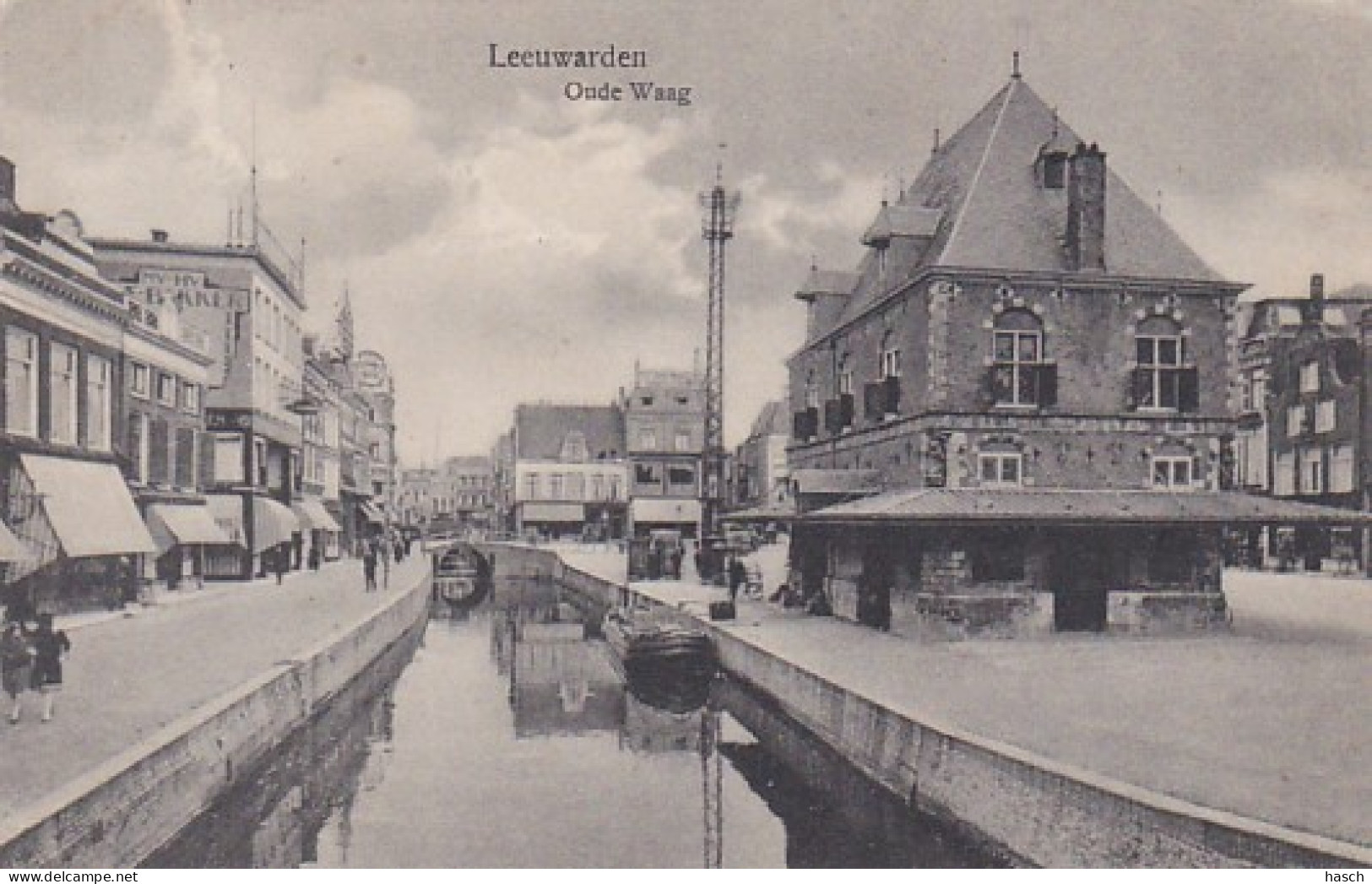 4843330Leeuwarden, Oude Waag. 1928. - Leeuwarden