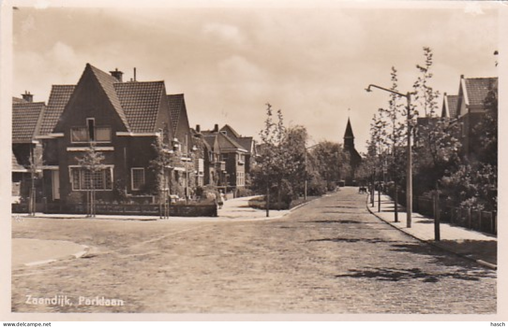 4843556Zaandijk, Parklaan. (kleine Vouwen In De Hoeken) - Zaanstreek