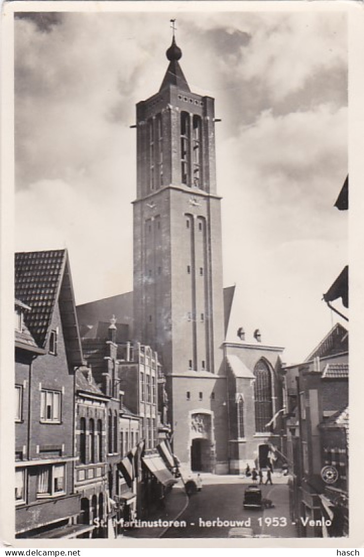 4843565Venlo, St. Martinustoren – Herbouwd 1953. (FOTOKAART)(kleine Vouwen In De Hoeken) - Venlo