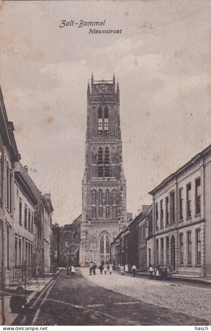 4843597Zalt Bommel, Nieuwstraat. 1923. (linksonder Een Vouw)  - Zaltbommel