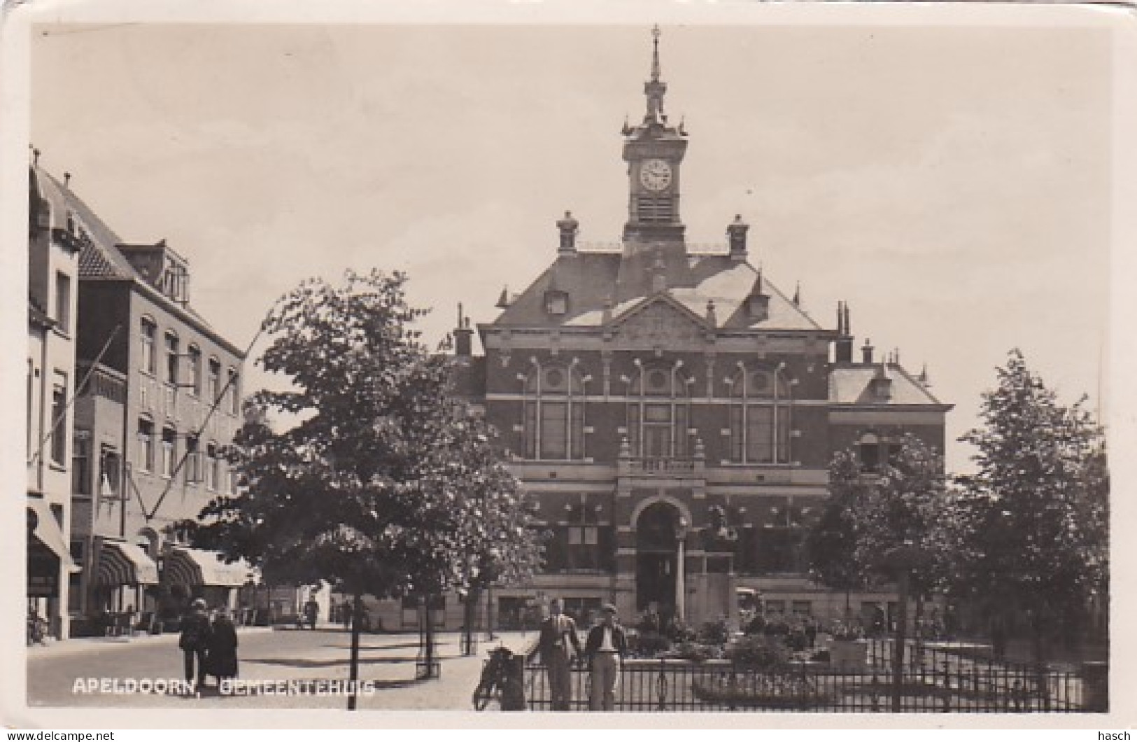 4843634Apeldoorn, Gemeentehuis. 1934.(FOTOKAART)(zie Hoeken) - Apeldoorn