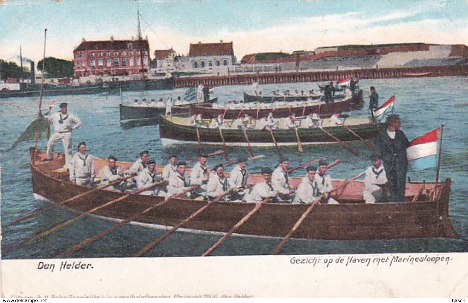 483742Den Helder, Gezicht Op De Haven Met Marinesloepen. (poststempel 1910)(zie Hoeken) - Den Helder