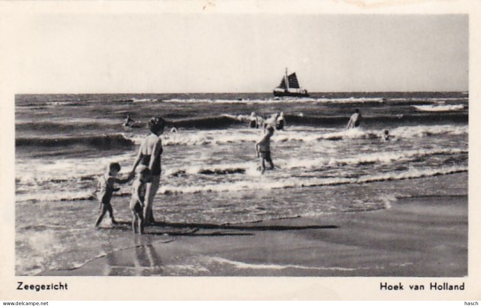 484258Hoek Van Holland, Zeegezicht. (de Glans Laag Is Aan Het Los Laten, Zie Achterkant) - Hoek Van Holland