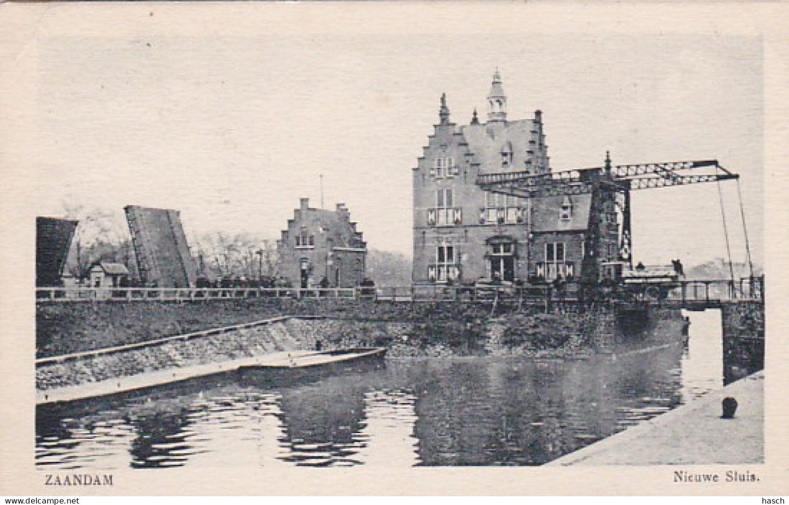 4842478Zaandam, Nieuwe Sluis. 1943. (links En Rechtsboven Kleine Vouwen) - Zaandam