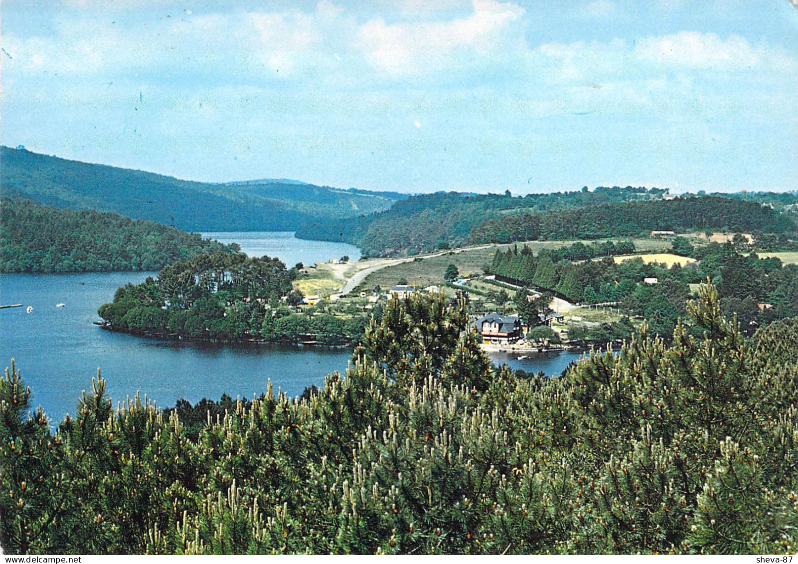 22 - Caurel - Perspective Sur Le Lac De Guerlédan - Caurel