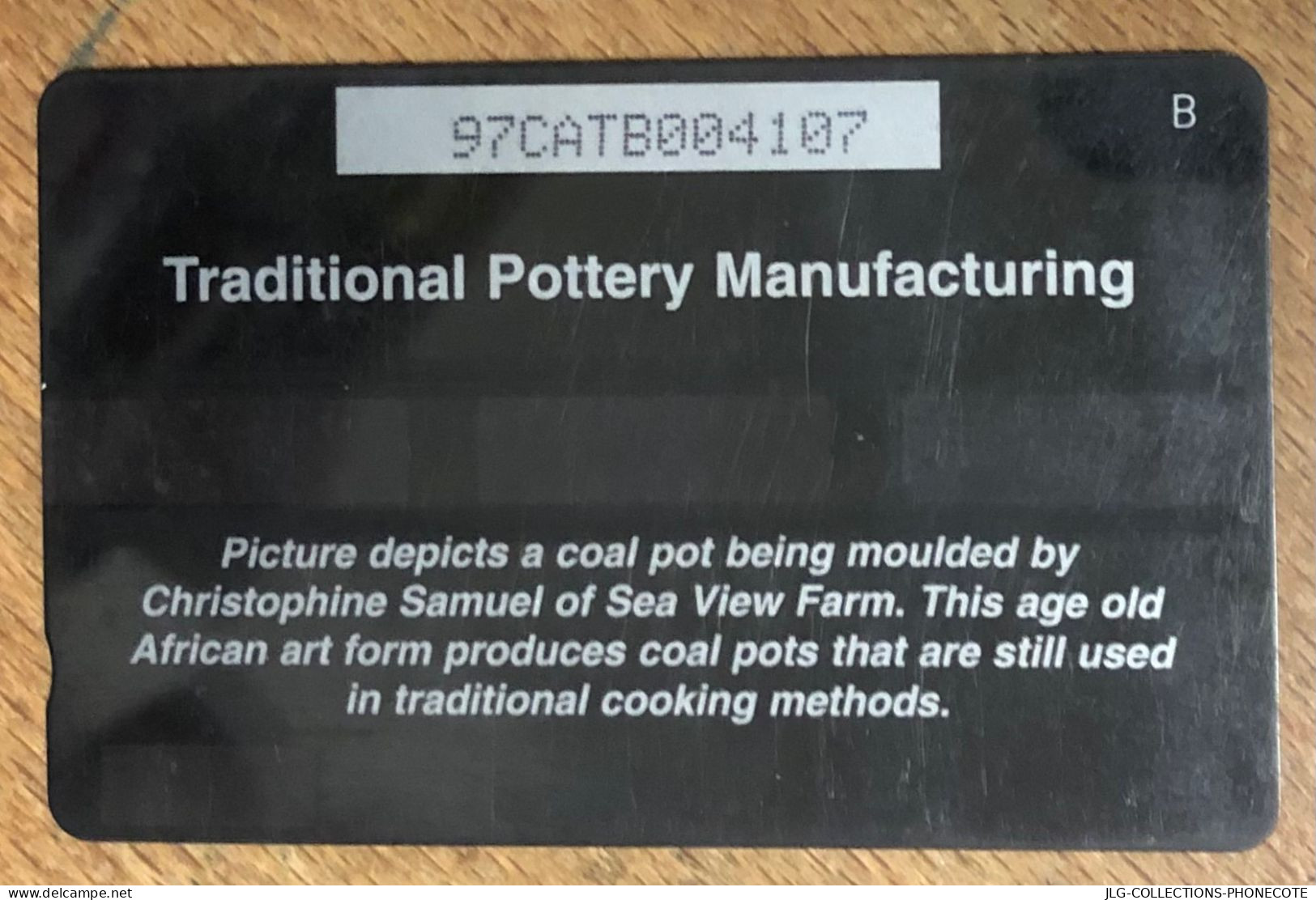 ANTIGUA & BARBUDA POTTERY EC$ 10 CARIBBEAN CABLE & WIRELESS SCHEDA PREPAID TELECARTE TELEFONKARTE PHONECARD - Antigua Et Barbuda