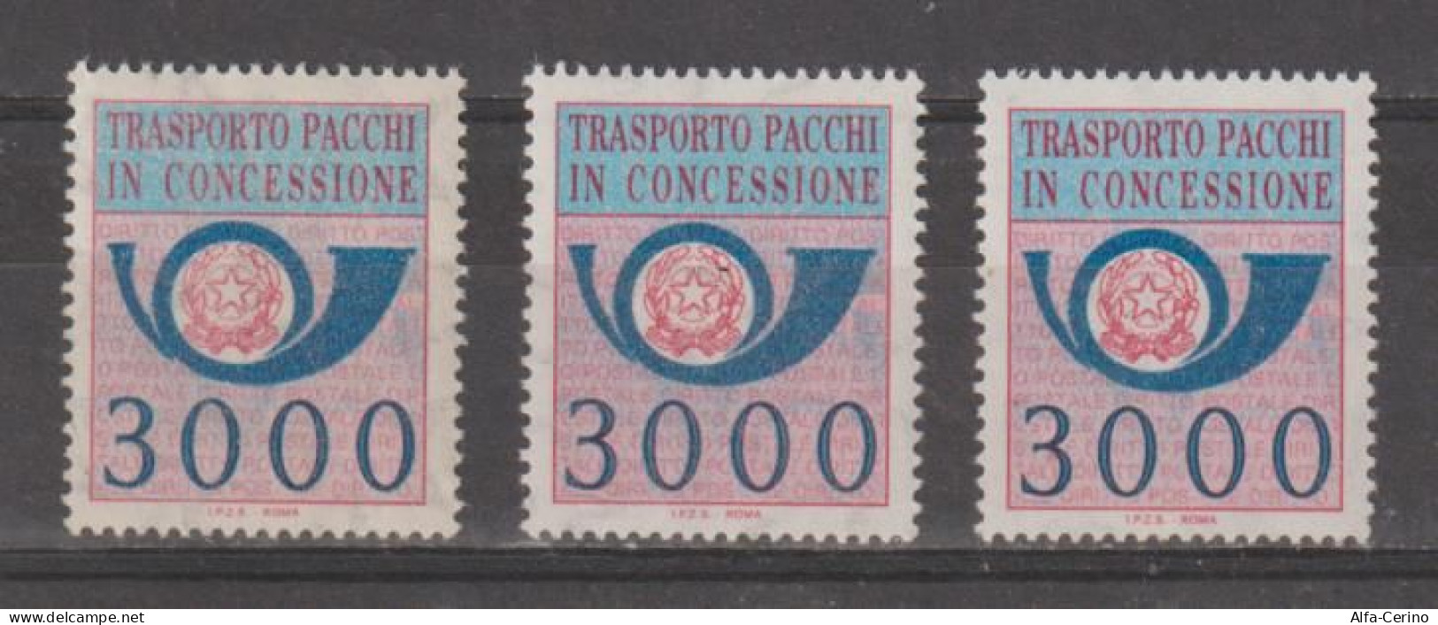 REPUBBLICA:  1984  PACCHI  IN  CONCESSIONE  -  £. 3000  AZZURRO  E  ROSA  LILLA  RIPETUTO  3  N. -  SASS. 22 - Colis-concession