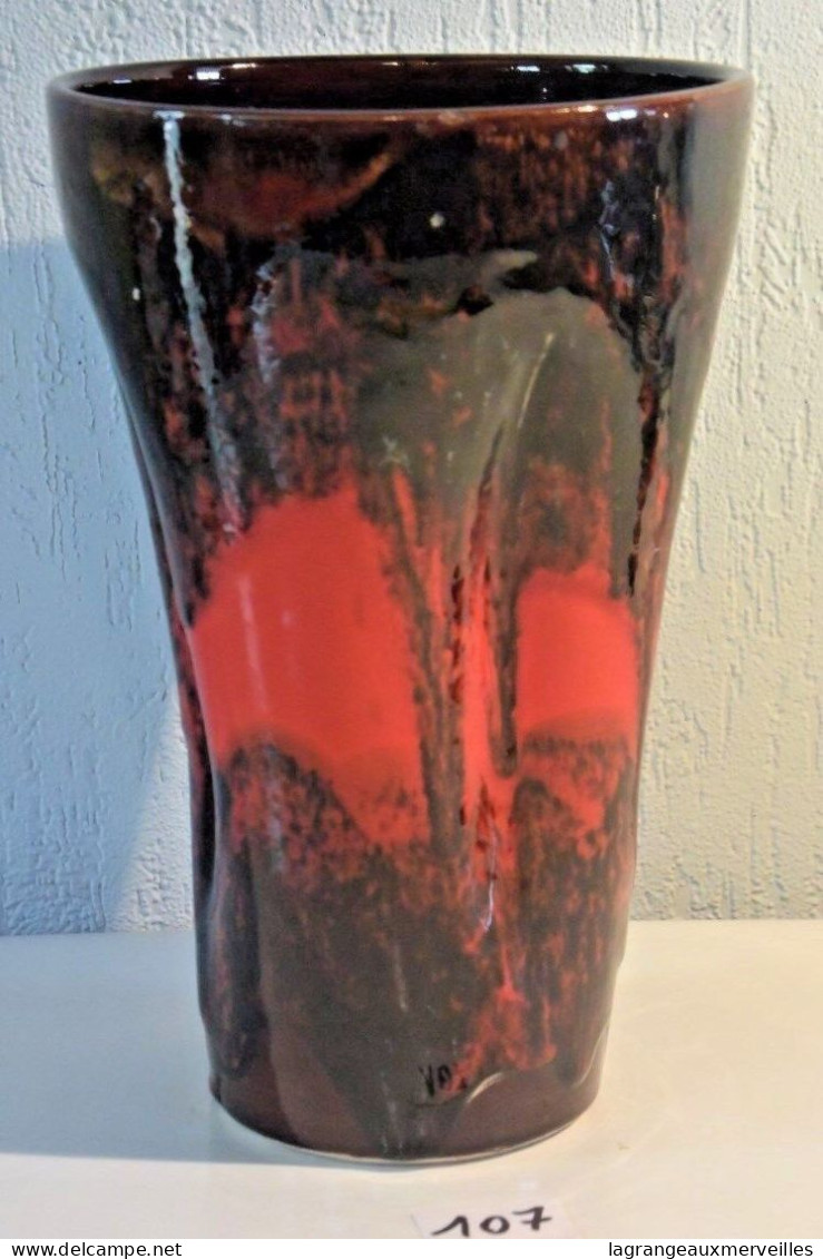 C107 Cache Pot Ou Vase En Verre De Coulée De Couleur H 26 Cm - Andere & Zonder Classificatie