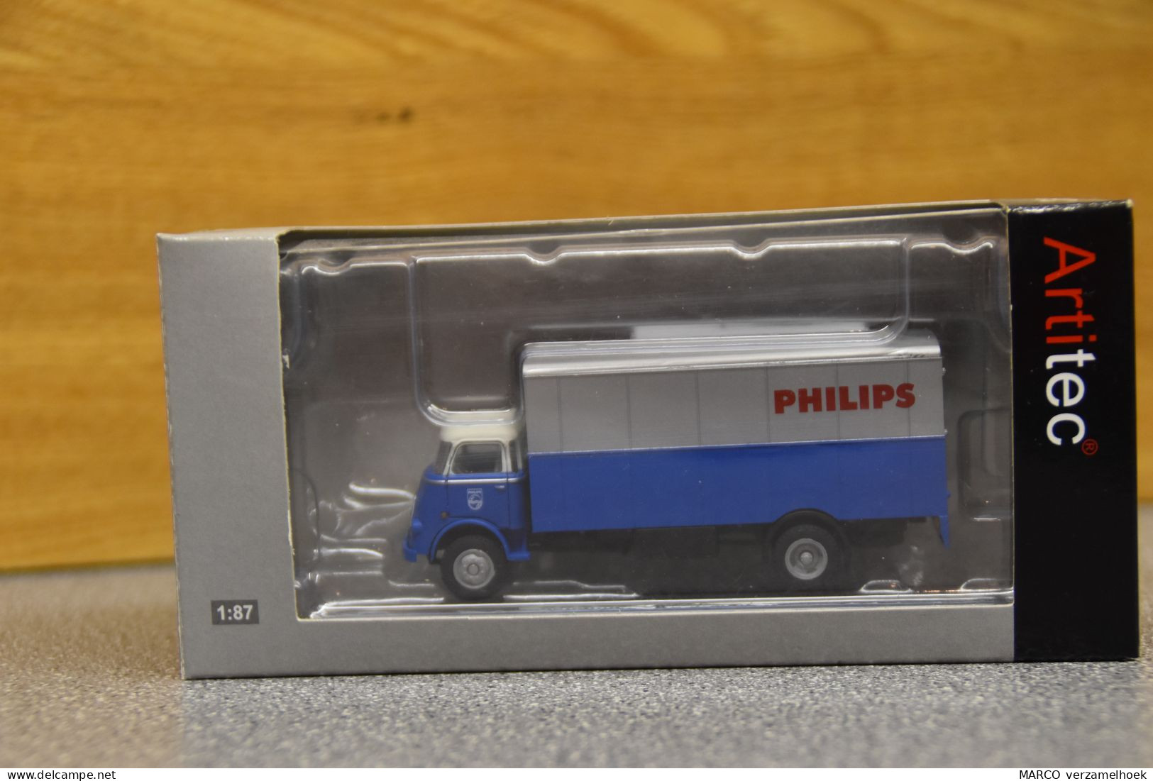 ArtiTec 487.032.07 DAF A1300  Philips Eindhoven Cab '64 Scale 1:87 - Scale 1:87