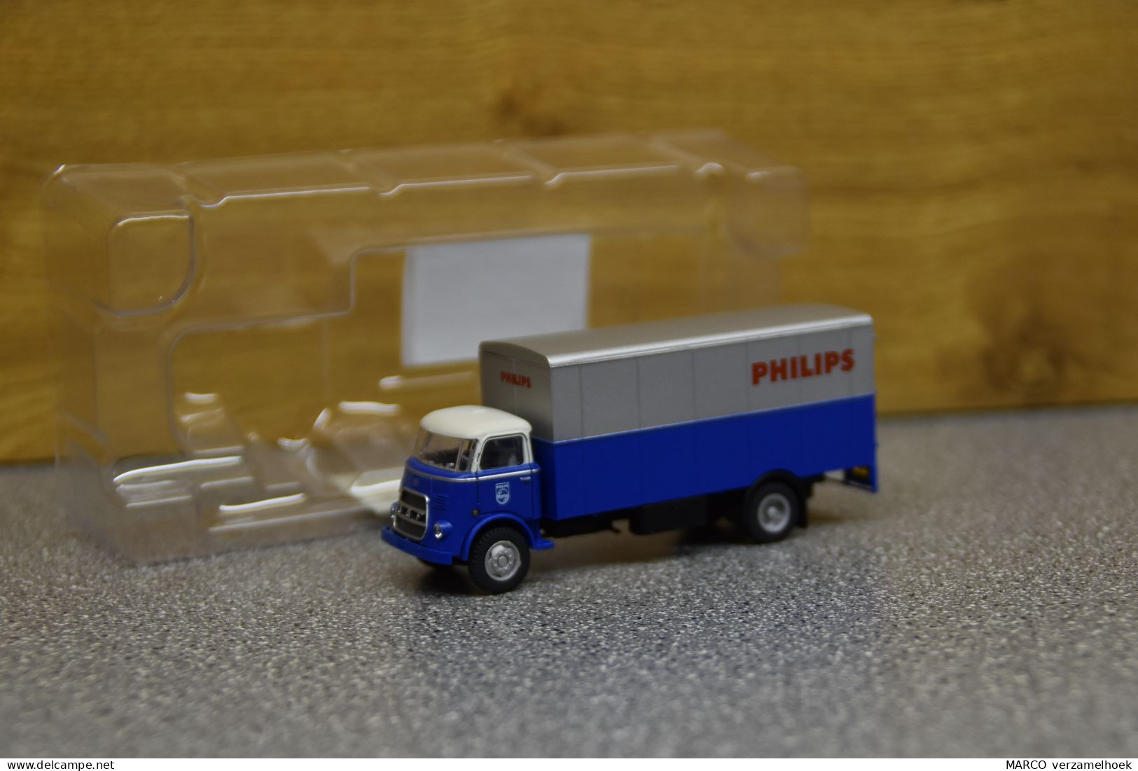 ArtiTec 487.032.07 DAF A1300  Philips Eindhoven Cab '64 Scale 1:87 - Massstab 1:87