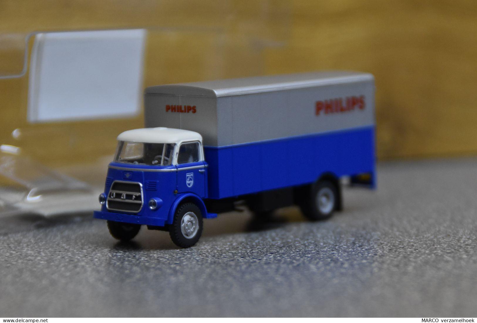 ArtiTec 487.032.07 DAF A1300  Philips Eindhoven Cab '64 Scale 1:87 - Echelle 1:87