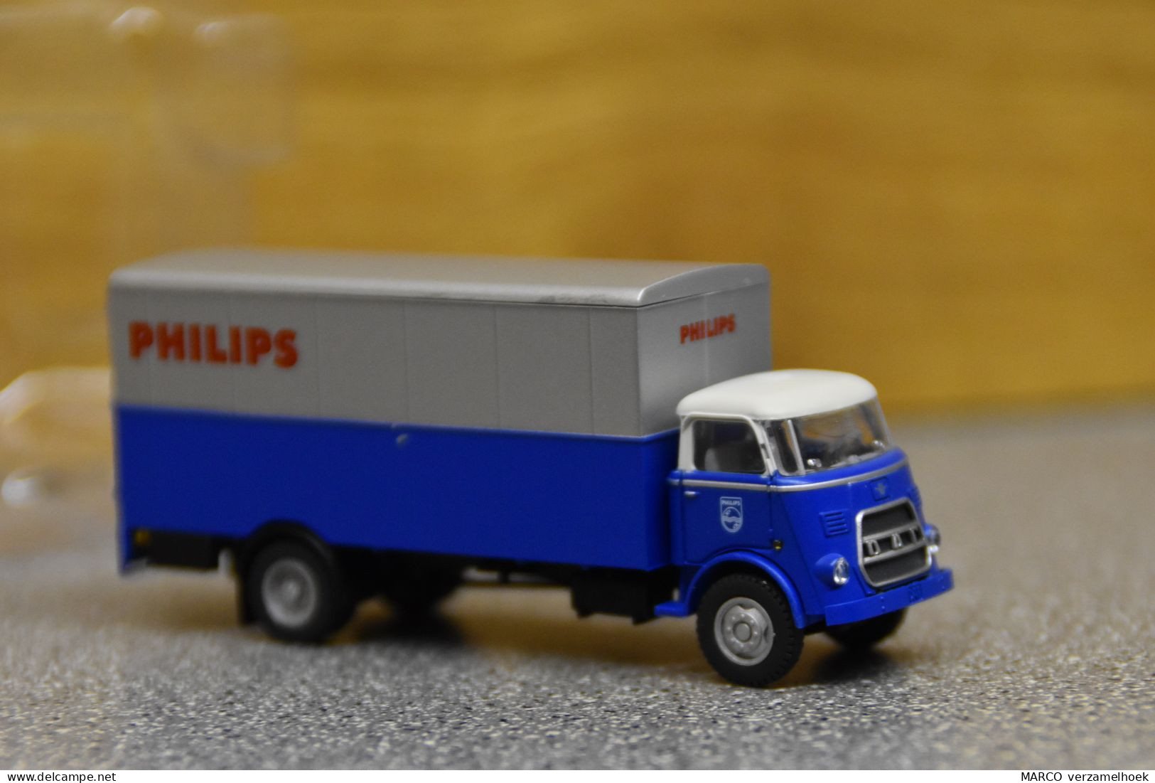 ArtiTec 487.032.07 DAF A1300  Philips Eindhoven Cab '64 Scale 1:87 - Massstab 1:87