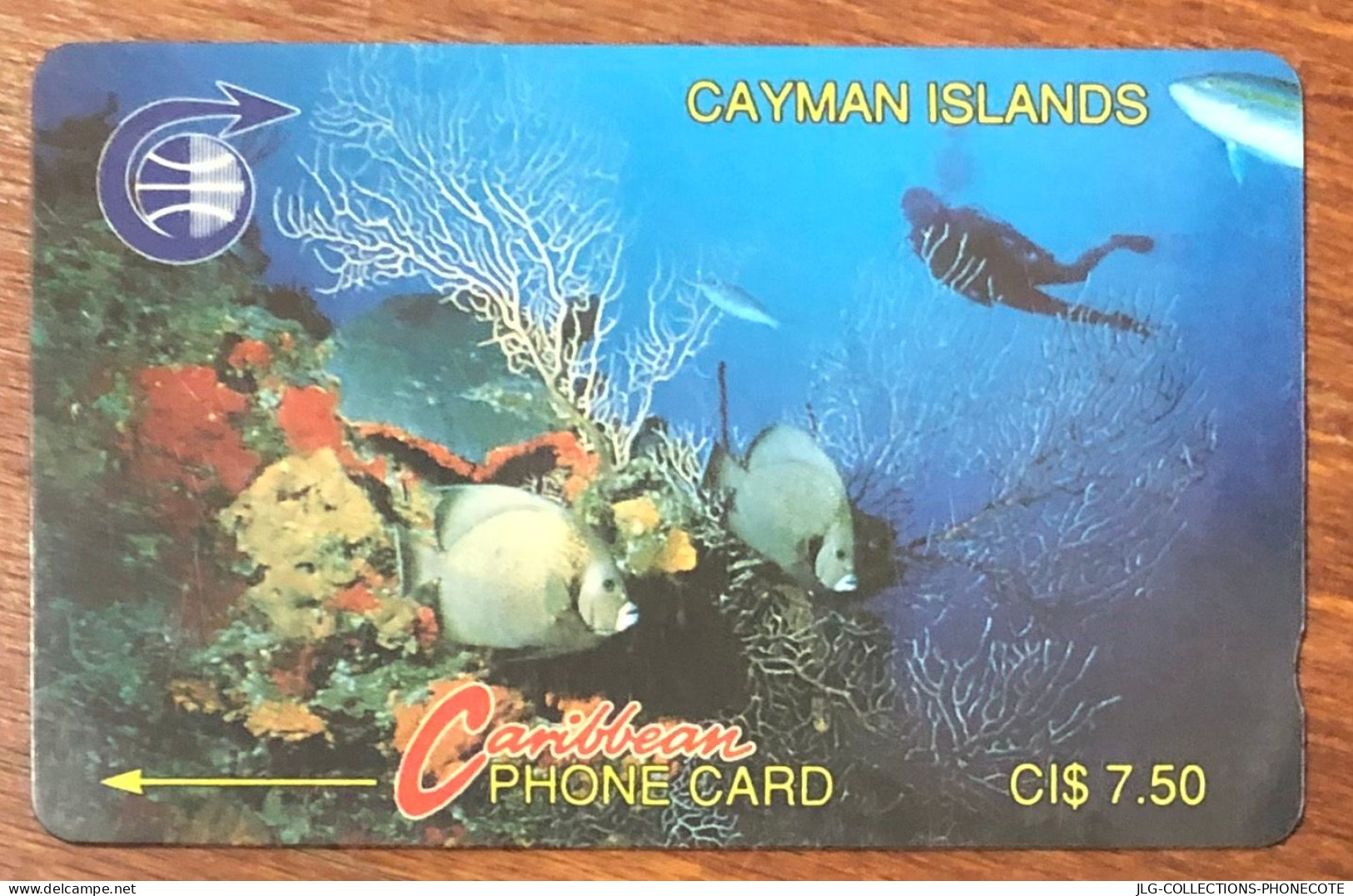 CAYMAN ISLANDS CI$ 7,5 CARIBBEAN CABLE & WIRELESS SCHEDA TELECARTE TELEFONKARTE PHONECARD - Iles Cayman