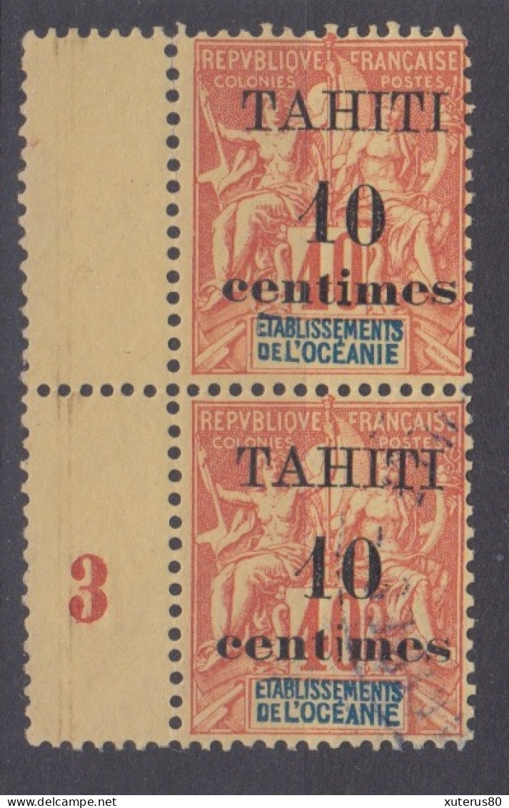 TAHITI N° 32A En Paire Oblitéré Avec "i" De Centimes Aminci (case 16) Et Millésime 3 - Tahití