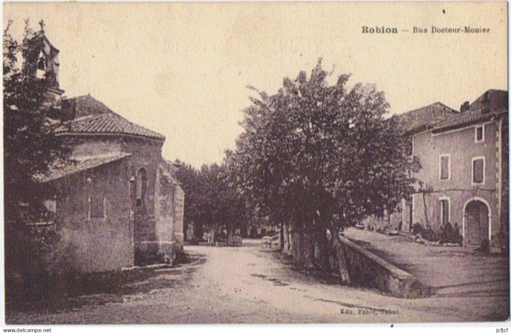 Cpa..84..ROBION..VAUCLUSE..RUE DOCTEUR MONIER - Robion