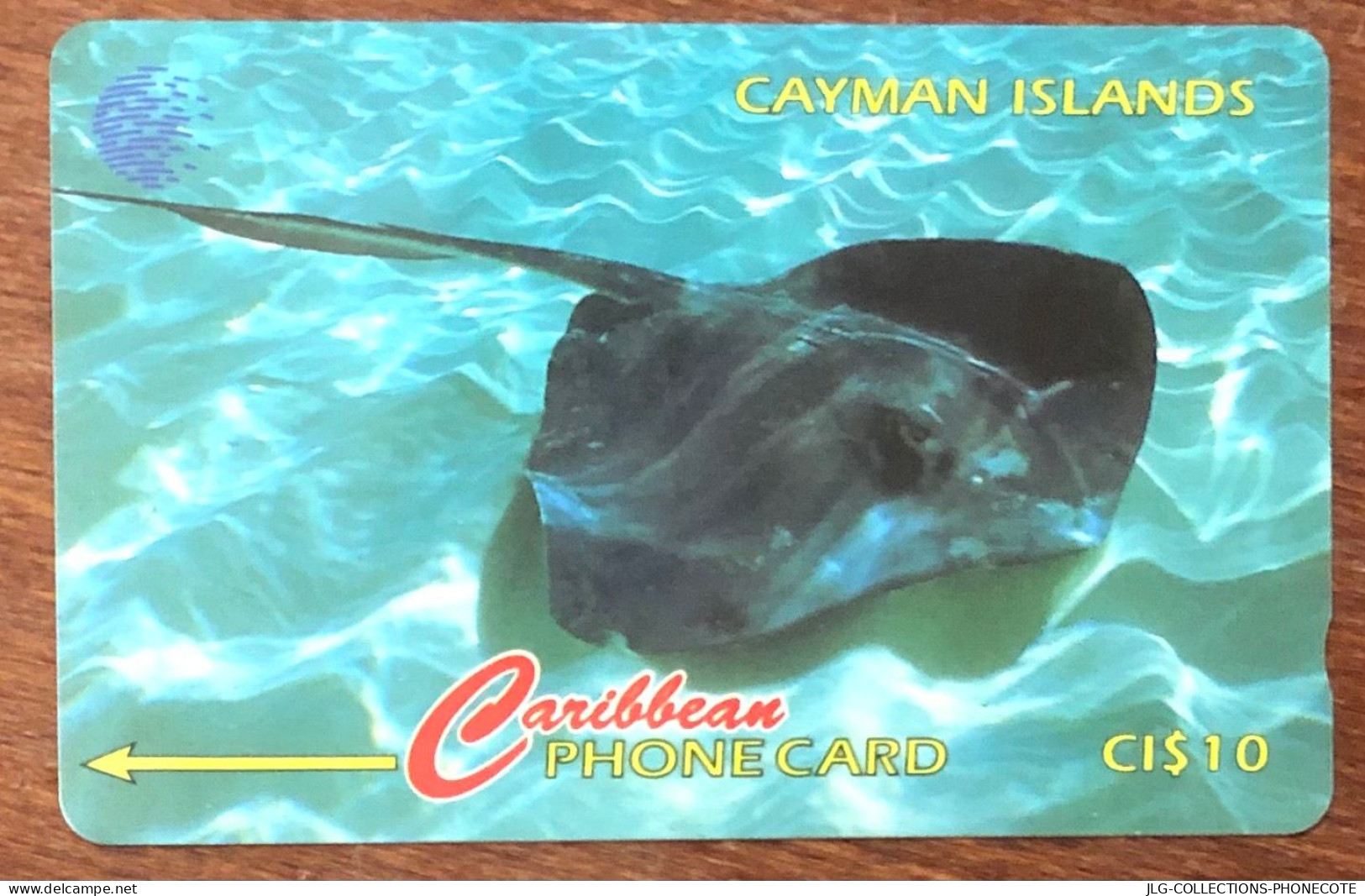 CAYMAN ISLANDS RAIE POISSON CI$ 10 CARIBBEAN CABLE & WIRELESS SCHEDA TELECARTE TELEFONKARTE PHONECARD CALLING CARD - Cayman Islands