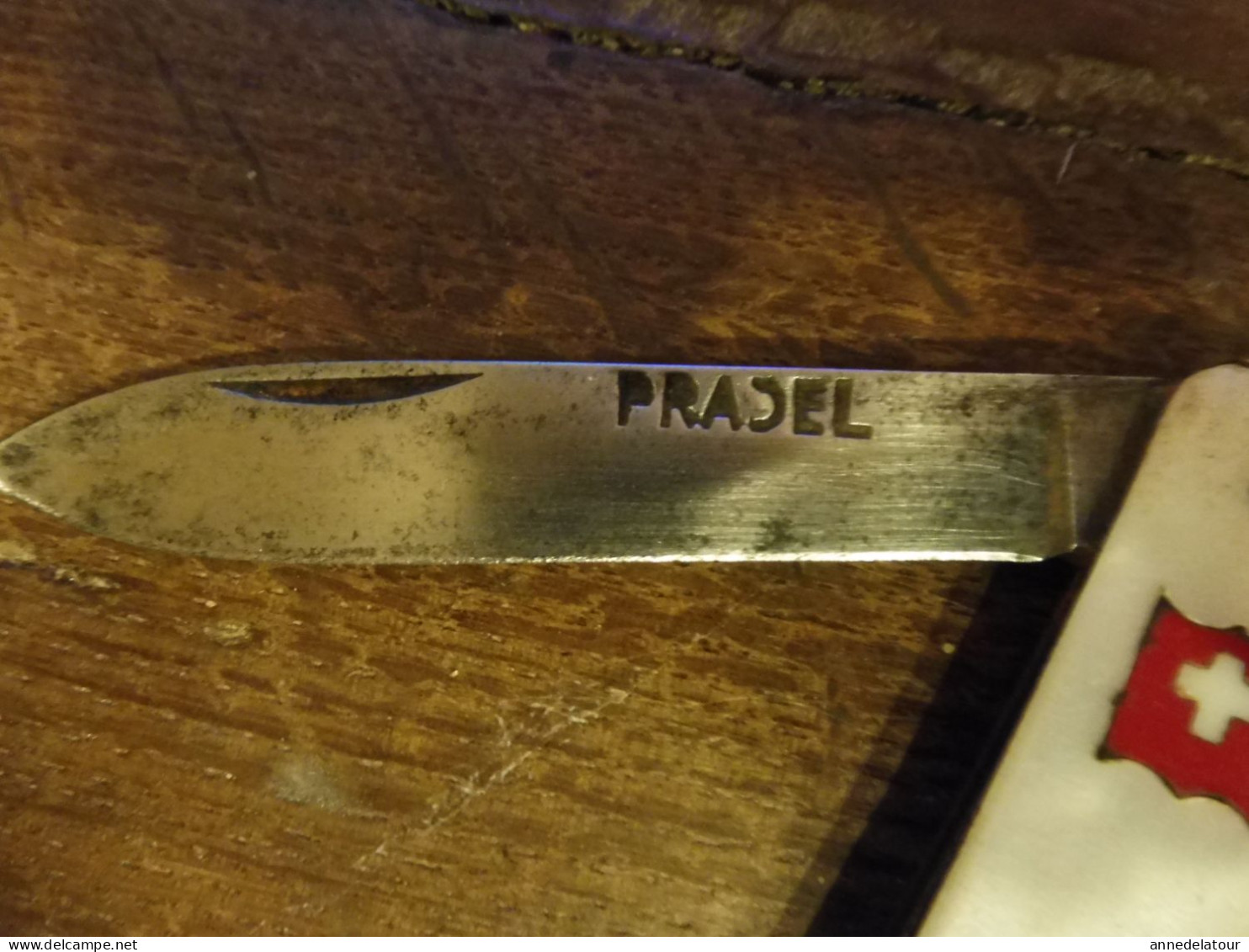 Couteau De Poche Pliant , Marque PRADEL - Messer