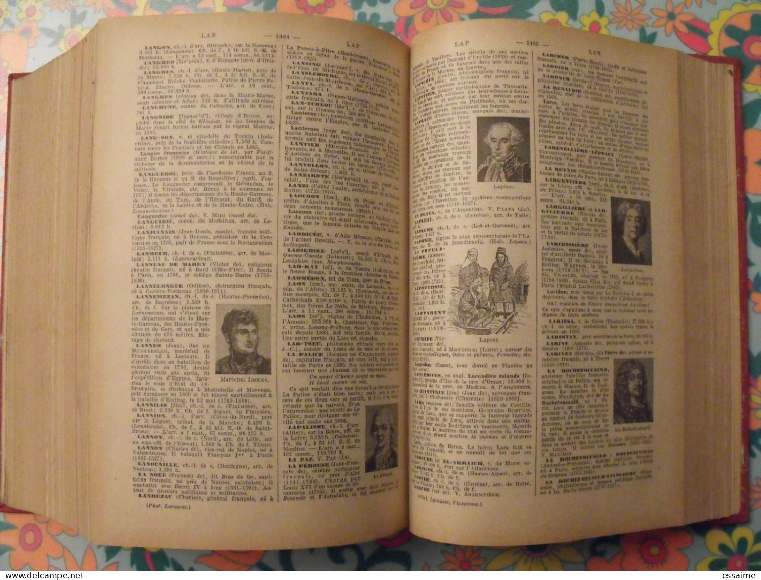 Dictionnaire Nouveau Petit Larousse illustré. Claude et Paul Augé. 1940