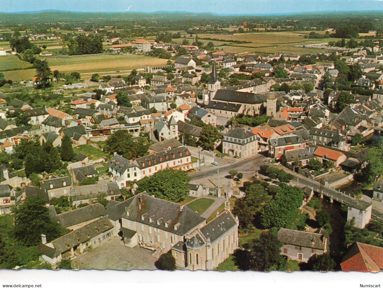 Pontacq Vue Aérienne Du Village - Pontacq