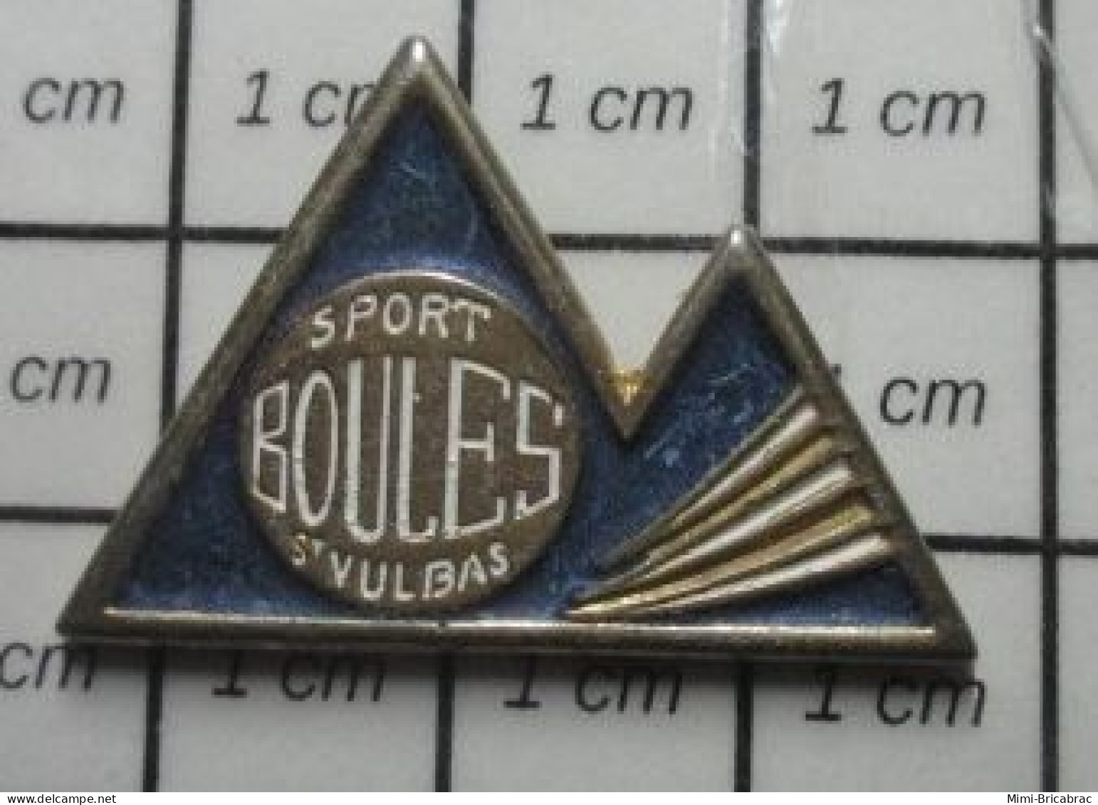 710A Pin's Pins / Rare Et De Belle Qualité !!! SPORTS / PETANQUE SPORT BOULES ST VULBAS - Boule/Pétanque