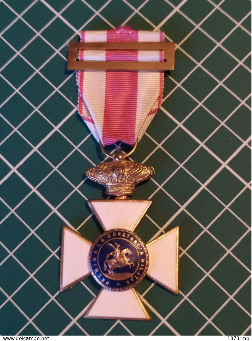 MEDAILLE CHEVALIER PREMIO A LA CONSTANCIA ORDRE De SAINT-HERMENEGILDE, REFRAPPE - Espagne