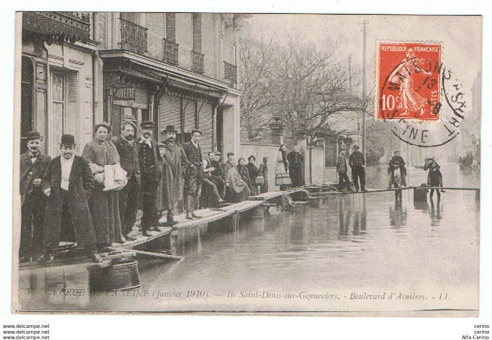 ILE  SAINT  DENIS  SUR  GENNEVIERS:  LA  CRUE  DE  LA  SEINE ( Janvier 1910 )  -  BOULEVARD  D' ASNIERES  -  FP - Inondations