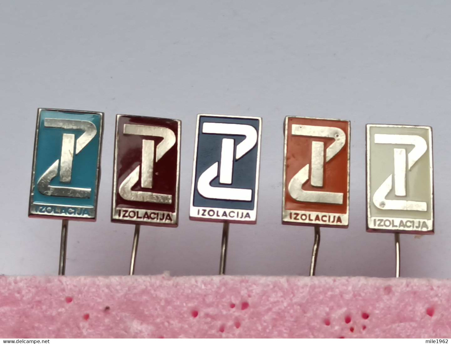 BADGE Z-98-1 - 5 PINS - ISOLATION, INSULATION Electrical électrique - Novi Sad, Pin Serbia, IZOLACIJA,uction Company - Lots