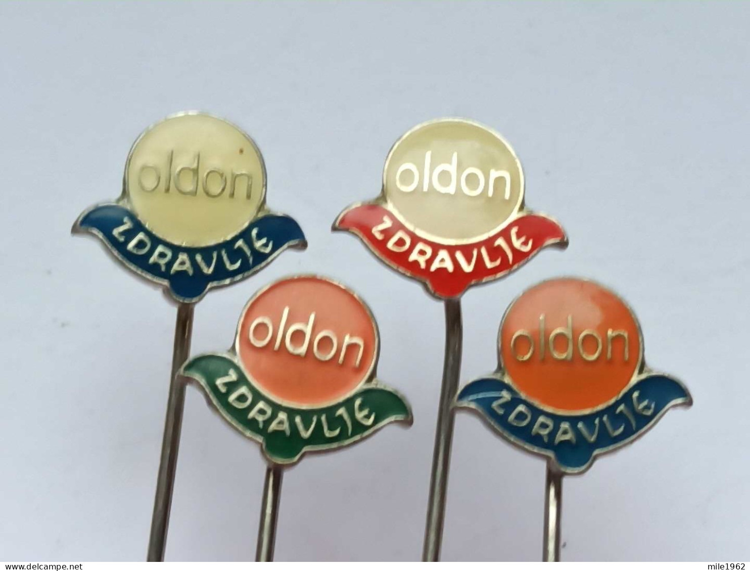 BADGE Z-98-5 - 4 PINS - ZDRAVLJE, OLDON, PIN YUGOSLAVIA, Pharmacy Pharmacie Farmacia Pharmazie, MEDICAL - Lots