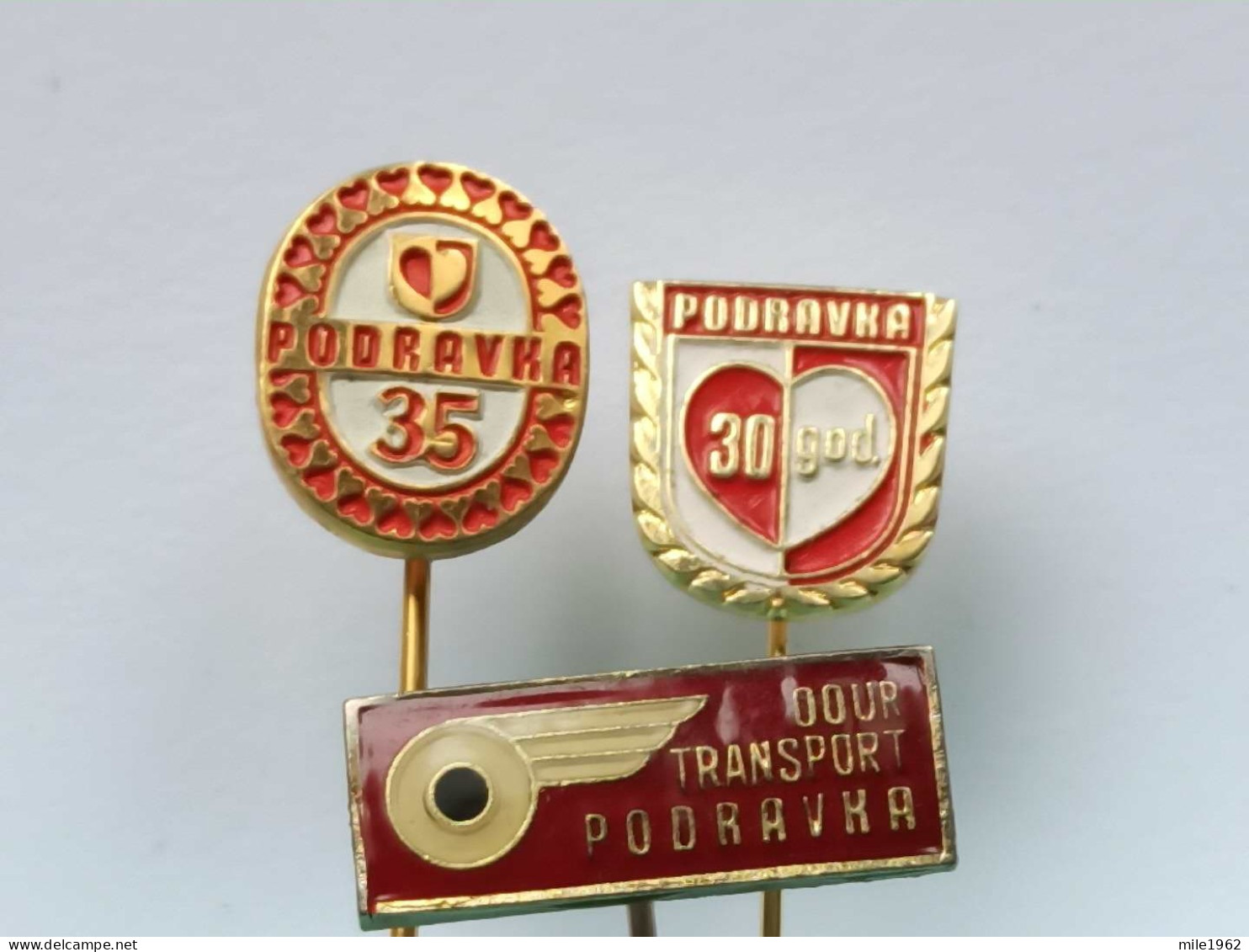 BADGE Z-98-10 - 3 PINS - PODRAVKA, CROATIA, Soupe Soup, Spices Spezie épices, Cans Boîtes - Loten