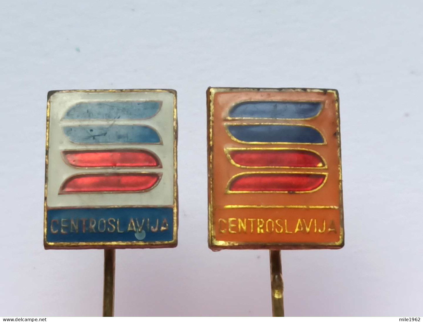 BADGE Z-98-14 - 2 PINS - CENTROSLAVIJA Novi Sad (Serbia)  TRADE AND EXPORT-IMPORT - Lotes