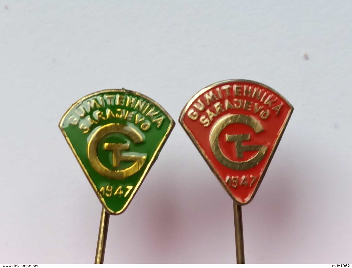 BADGE Z-98-14 - 3 PINS - GUMITEHNIKA Sarajevo Yugoslavia, Tire Factory Rubber Pneus Tires Banden Reifen Tyre Pneu - Lotes