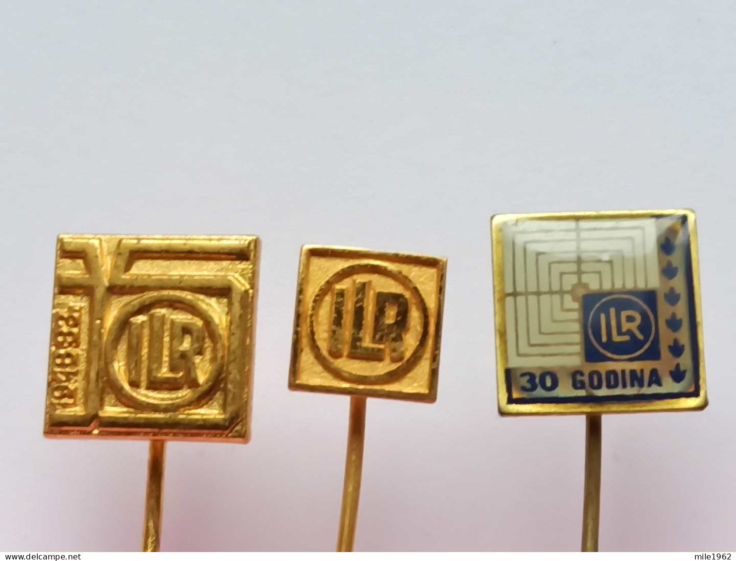 BADGE Z-98-14 - 3 PINS - IVO LOLA RIBAR , ILR, ZELEZNIK, SERBIA, Machinery And Equipment Joint Stock Company - Sets