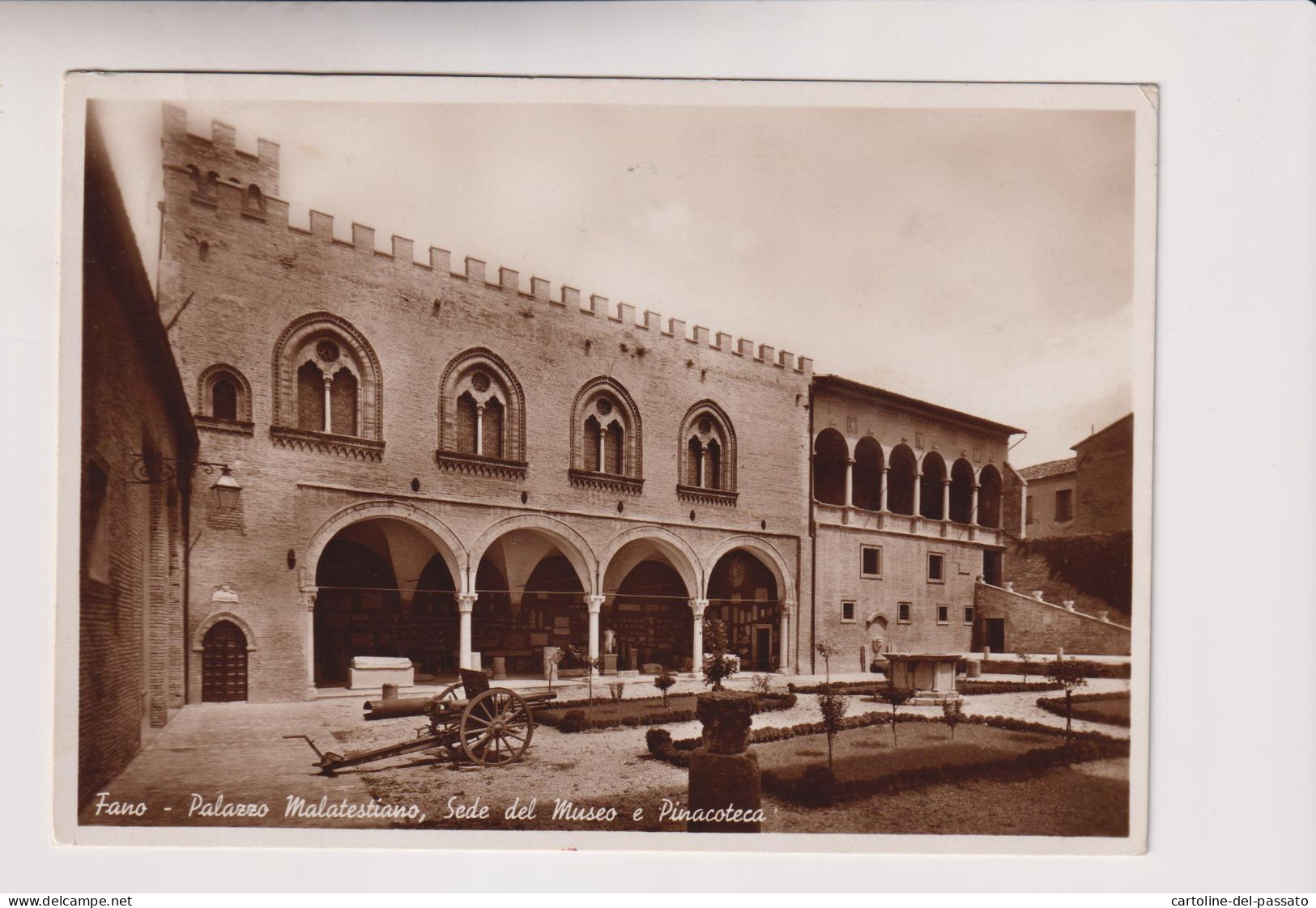 FANO PALAZZO MALATESTIANO SEDE DEL MUSEO E PINACOTECA  FOTOGRAFICA VG - Fano