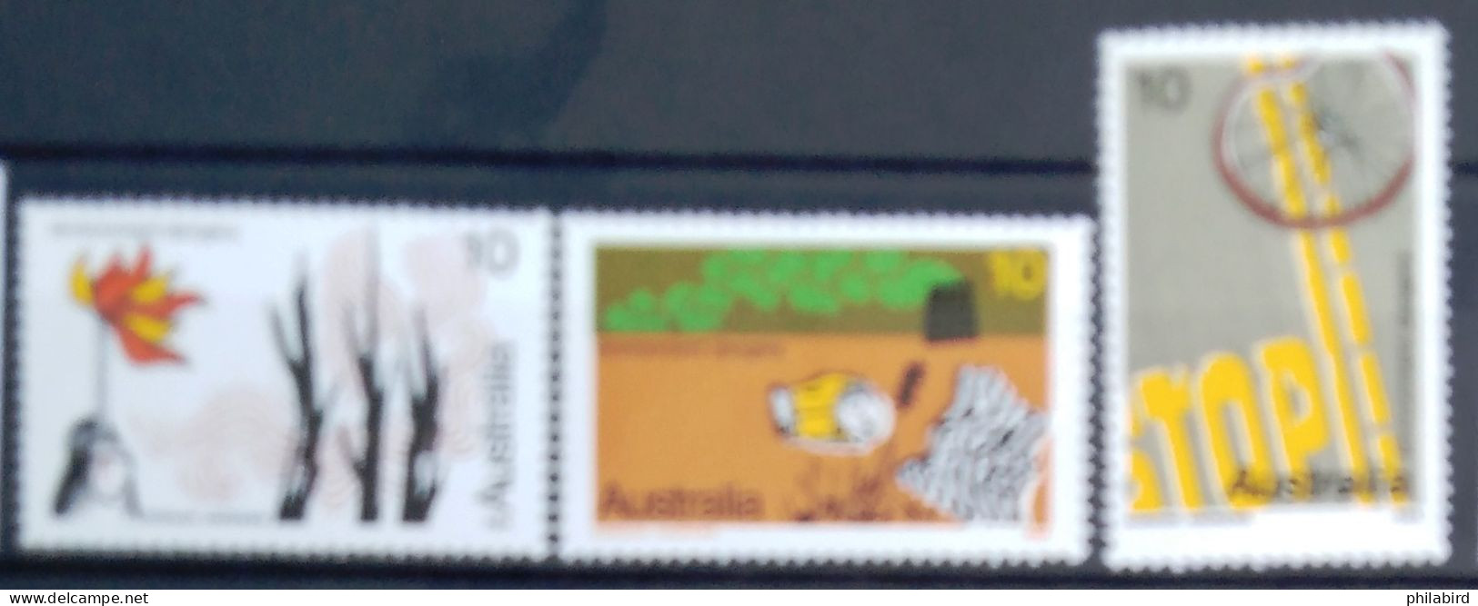 AUSTRALIE                     N° 554/556                      NEUF** - Ungebraucht