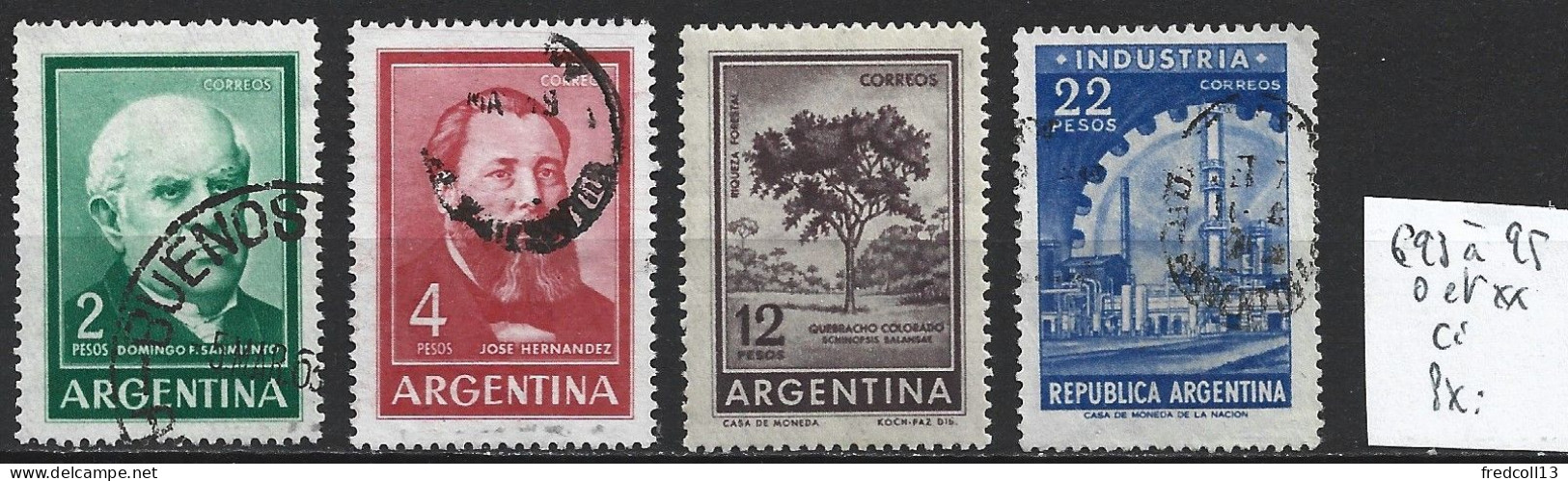 ARGENTINE 693 à 95 Oblitérés ( 694 : ** ) Côte 7.60 € - Used Stamps