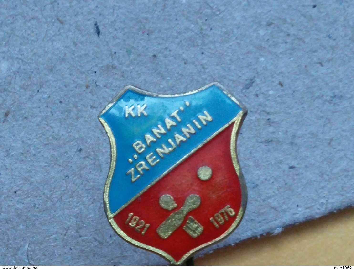 BADGE Z-54-1 - BOWLING CLUB BANAT, ZRENJANIN, SERBIA - Bowling