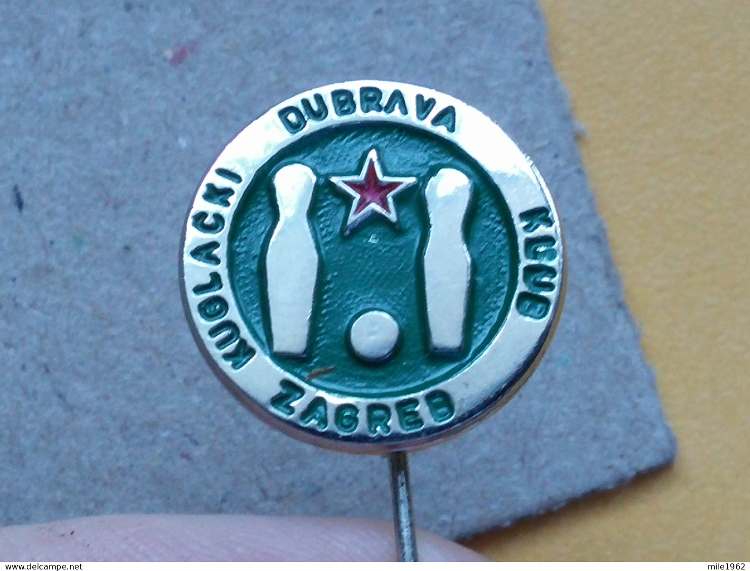 BADGE Z-54-1 - BOWLING CLUB DUBRAVA ZAGREB, CROATIA  - Bowling