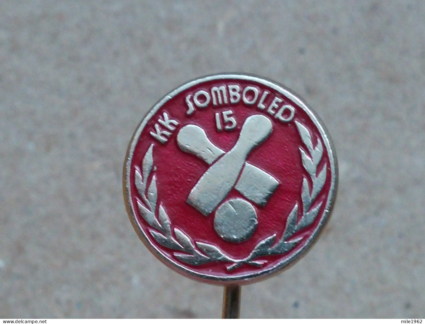 BADGE Z-54-1 - BOWLING CLUB SOMBOLED, SOMBOR, SERBIA - Bowling