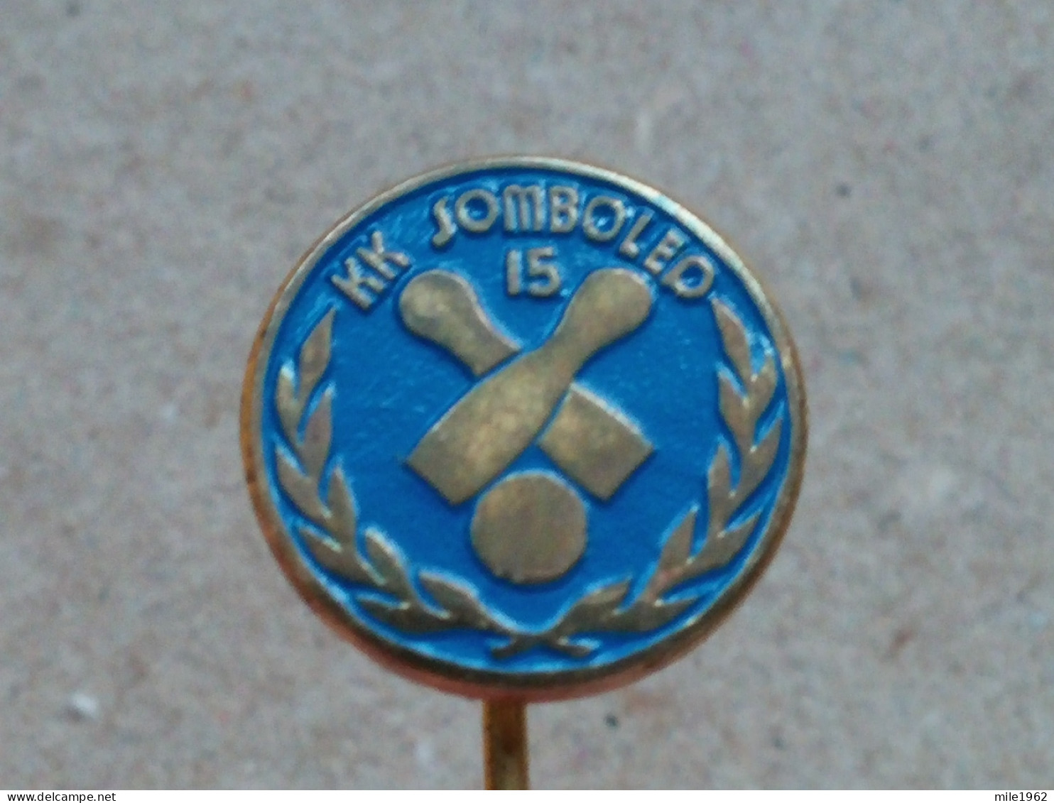 BADGE Z-54-1 - BOWLING CLUB SOMBOLED, SOMBOR, SERBIA - Bowling