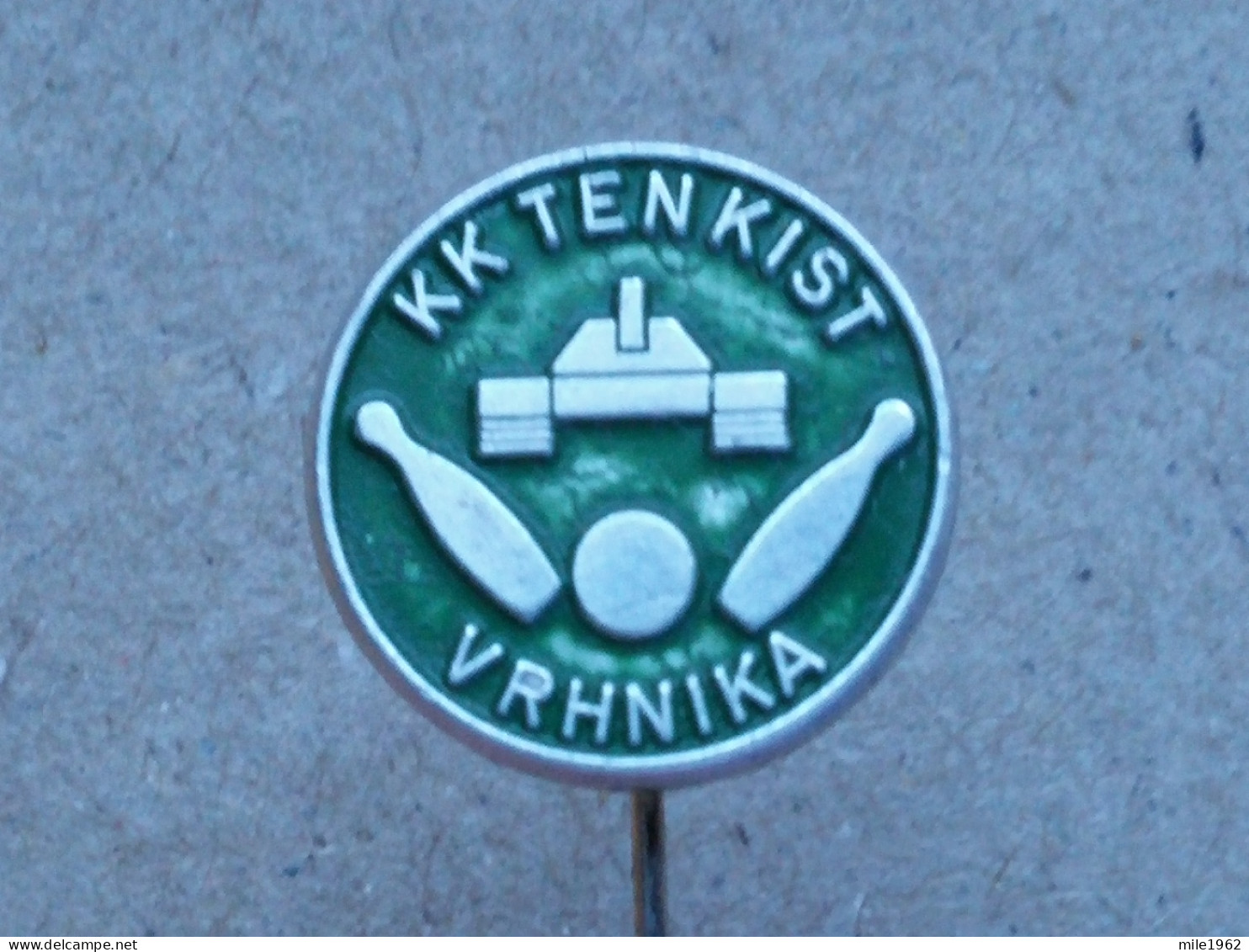 BADGE Z-54-1 - BOWLING CLUB TENKIST, VRHNIKA, SLOVENIA, CHAR MILITAIRE, TANK - Bowling