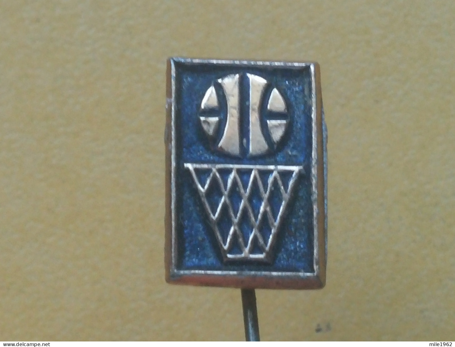 Badge Z-53-1 - BASKETBALL - Basket-ball
