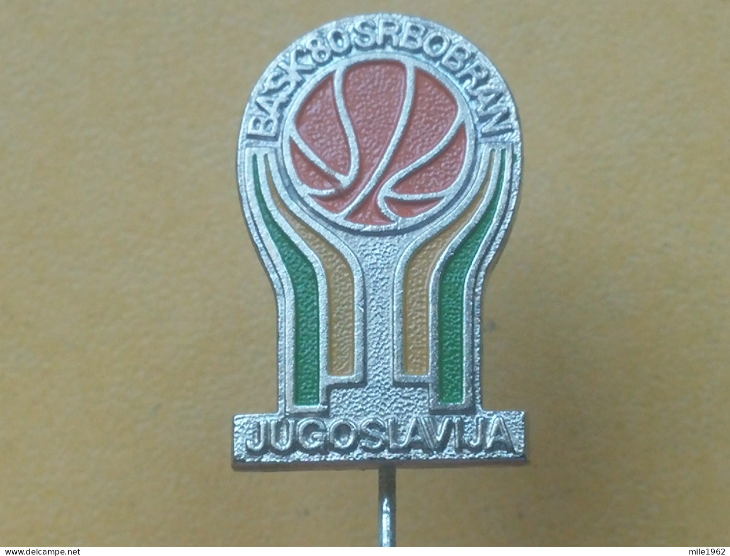 Badge Z-53-1 - BASKETBALL BASK 80, SRBOBRAN, SERBIA, TOURNAMENT - Basket-ball