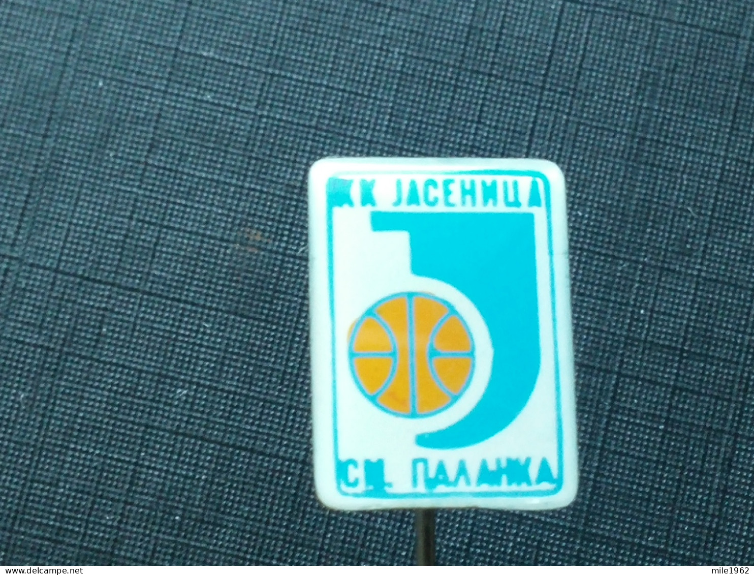 Badge Z-53-1 - BASKETBALL Club JESENICA, SMEDEREVSKA PALANKA, Serbia - Baloncesto