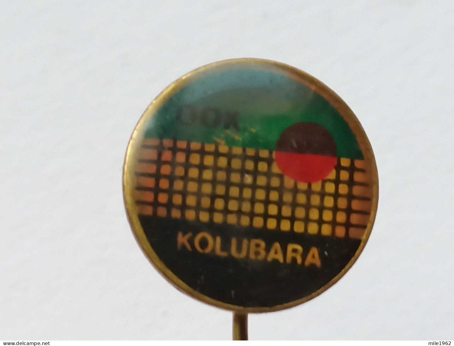 BADGE Z-95-1 - VOLLEYBALL, VOLLEY-BALL CLUB KOLUBARA, SERBIA - Volleyball