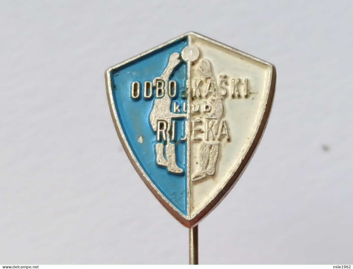 BADGE Z-95-1 - VOLLEYBALL, VOLLEY-BALL CLUB RIJEKA, CROATIA - Volleybal