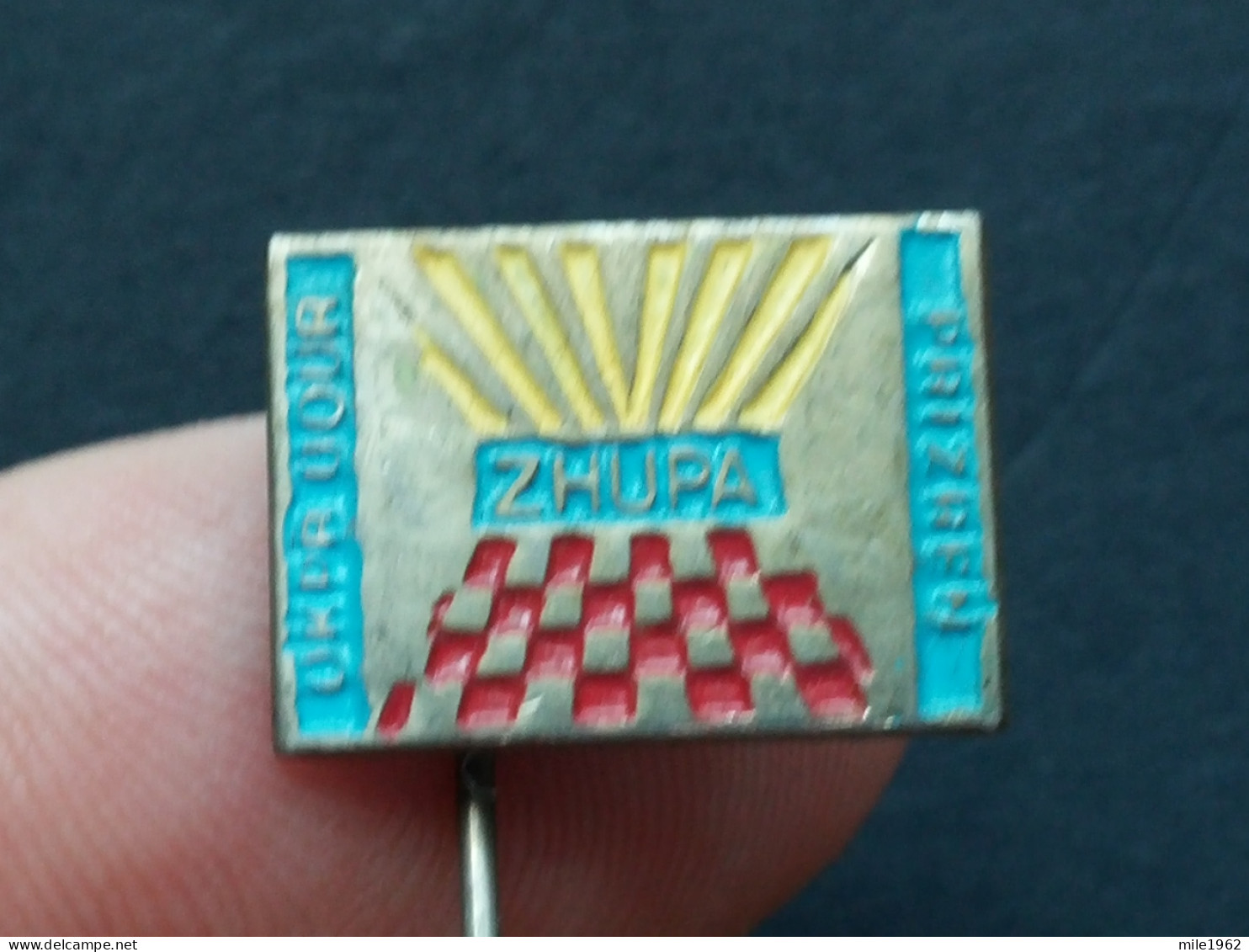 BADGE Z-71-1 - CHESS ECHECS SCHACH AJEDREZ SAKK SAH, ZHUPA PRIZREN, YUGOSLAVIA Tournament, Tournoi - Jeux